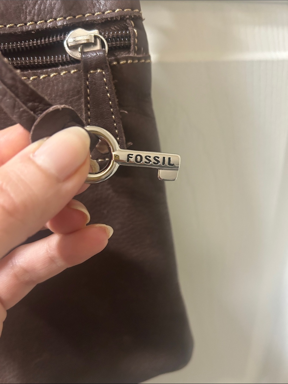 Fossil Dark Brown Leather Shoulder Bag with Silver Hardware - Picture 3 of 3